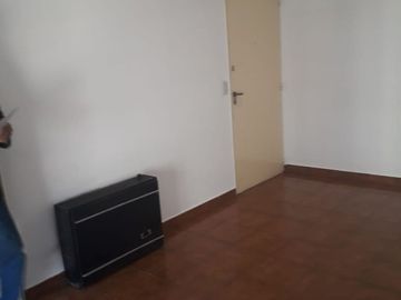 VENTA DEPTO 3 AMBIENTES EN AVELLANEDA CENTRO