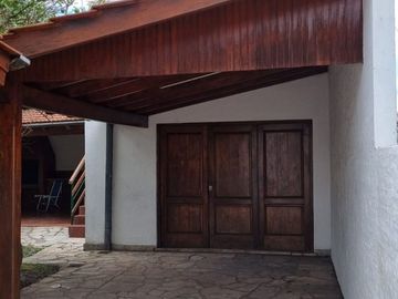 VENTA DE CASA 4AMB C/PILETA GALERIA EL TALAR TIGRE