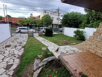 VENTA DE CASA 4AMB C/PILETA GALERIA EL TALAR TIGRE