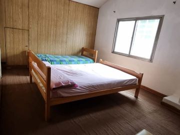 VENTA DE CASA 4AMB C/PILETA GALERIA EL TALAR TIGRE
