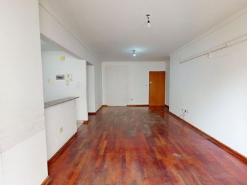VENTA DEPARTAMENTO 2 AMB EN AVELLANEDA CENTRO