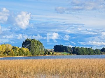 PARCELA VISTA DESPEJADA  LAGUNA PICHILAGUNA EN PUERTO WERNER