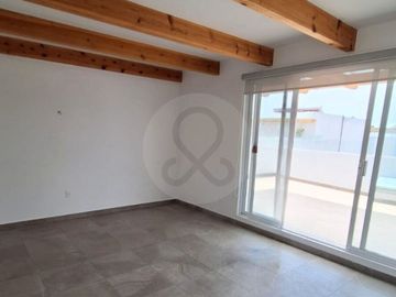 Hacienda Real II Casa en condominio en venta en San Francisco