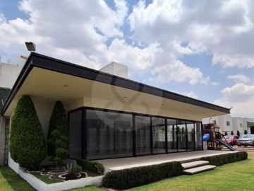 Hacienda Real II Casa en condominio en venta en San Francisco