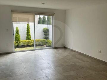 Hacienda Real II Casa en condominio en venta en San Francisco