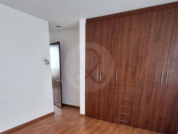 Hacienda Real II Casa en condominio en venta en San Francisco