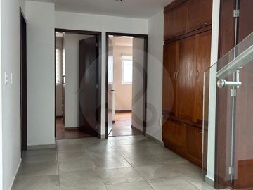 Hacienda Real II Casa en condominio en venta en San Francisco