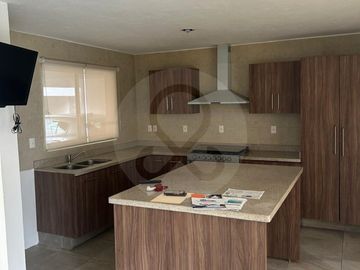 Hacienda Real II Casa en condominio en venta en San Francisco