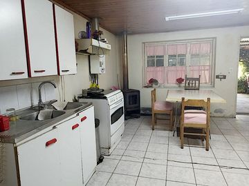 Arayabroker vende preciosa Parcela con casa en Parral