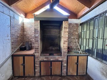 Venta hermosa casa remodelada en San Bernardo