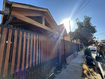 Venta hermosa casa remodelada en San Bernardo