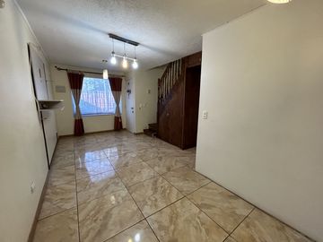 Venta hermosa casa remodelada en San Bernardo