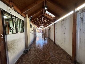 Venta hermosa casa remodelada en San Bernardo