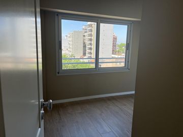 Venta departamento de 3 ambientes en excelente zona de Lanús Oeste