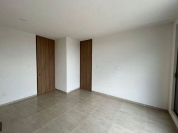CASA NUEVA EN VENTA FRACC. CAÑADAS DEL BOSQUE, MORELIA, COTO PRIVADO. ZONA HOSPI