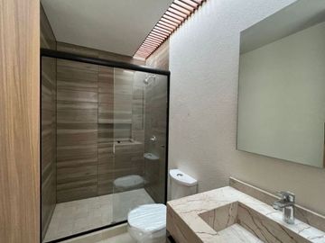 CASA NUEVA EN VENTA FRACC. CAÑADAS DEL BOSQUE, MORELIA, COTO PRIVADO. ZONA HOSPI