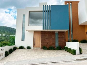 CASA NUEVA EN VENTA FRACC. CAÑADAS DEL BOSQUE, MORELIA, COTO PRIVADO. ZONA HOSPI