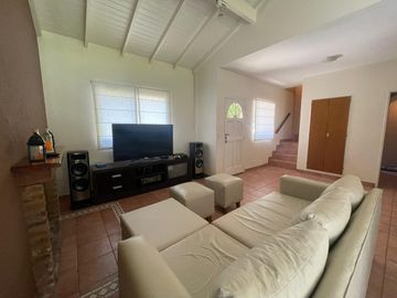 Casa en venta en barrio La Casualidad , Pilar.