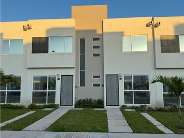 Inversion Garantizada, Casa con habitación en Planta Baja a la Venta
