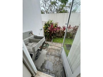 Inversion Garantizada, Casa con habitación en Planta Baja a la Venta