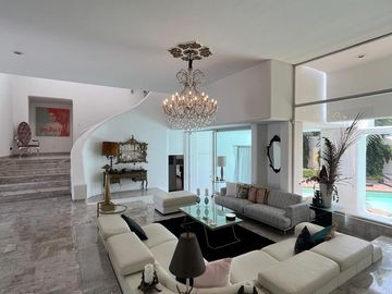 ubicación envidiable, gran casa para entrega inmediata (4 habits)