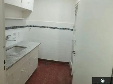 Venta 2 amb. Caballito a mts. Av Rivadavia - Ofrece financiación