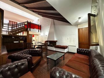 Casas en venta La Plata de 3 dormitorios y cochera