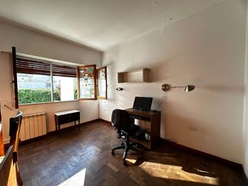 Casas en venta La Plata de 3 dormitorios y cochera