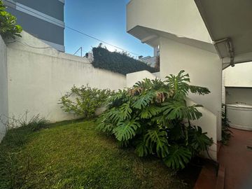Casas en venta La Plata de 3 dormitorios y cochera