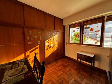 Casas en venta La Plata de 3 dormitorios y cochera