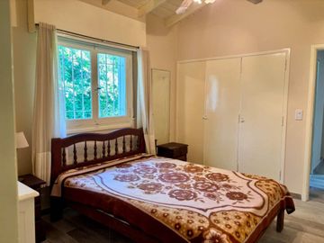 VENTA CASA CON LOTE PINAMAR