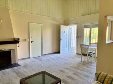 VENTA CASA CON LOTE PINAMAR