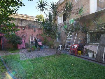 Casa Chacarita Venta Patio Balcón Fondo Libre