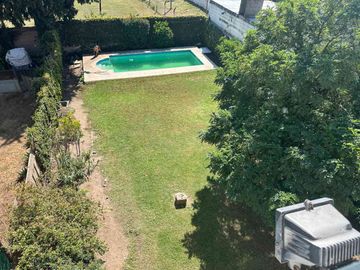 Enorme Casa de 4 dor. y pileta en San Salvador