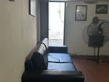 Enorme Casa de 4 dor. y pileta en San Salvador