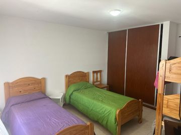 ENCANTADOR Departamento de 2 Dormitorios C/ Balcon