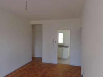 DEPARTAMENTO EN VENTA EN BALVANERA