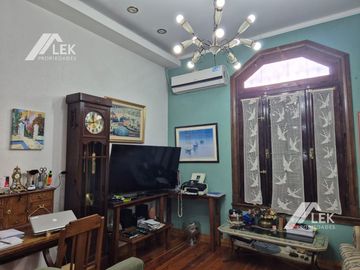 INCREIBLE CASA ART DECO TOTALMENTE RECICLADA A NUEVO! APTO CREDITO!