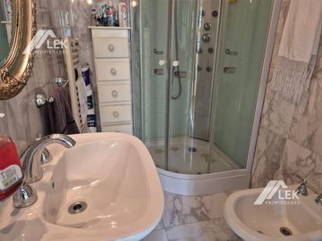 INCREIBLE CASA ART DECO TOTALMENTE RECICLADA A NUEVO! APTO CREDITO!