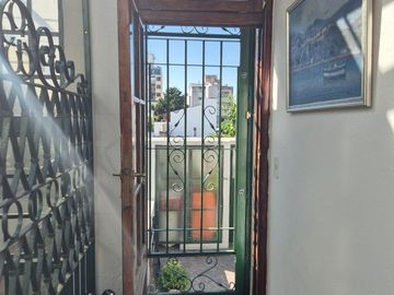 INCREIBLE CASA ART DECO TOTALMENTE RECICLADA A NUEVO! APTO CREDITO!