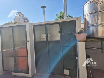 INCREIBLE CASA ART DECO TOTALMENTE RECICLADA A NUEVO! APTO CREDITO!
