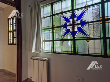 INCREIBLE CASA ART DECO TOTALMENTE RECICLADA A NUEVO! APTO CREDITO!