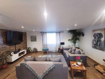 Se vende acogedora casa de un piso Limache Viejo