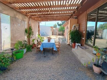 Se vende acogedora casa de un piso Limache Viejo