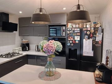Se vende acogedora casa de un piso Limache Viejo