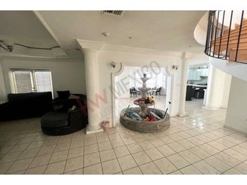 VENTA RESIDENCIA ESTILO CLASICO