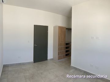 RENTA Casa en Residencial Alina, zona Carretera Nacional,  Monterrey