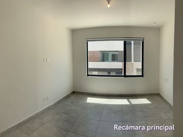 RENTA Casa en Residencial Alina, zona Carretera Nacional,  Monterrey
