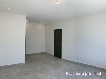 RENTA Casa en Residencial Alina, zona Carretera Nacional,  Monterrey