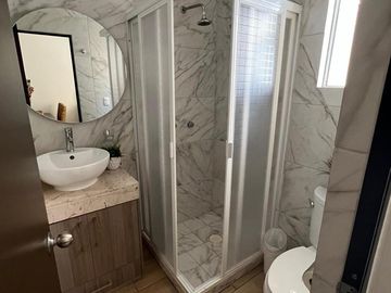 Buen Precio! Casa Remodelada de 2 dormitorios en venta en Playa del Carmen